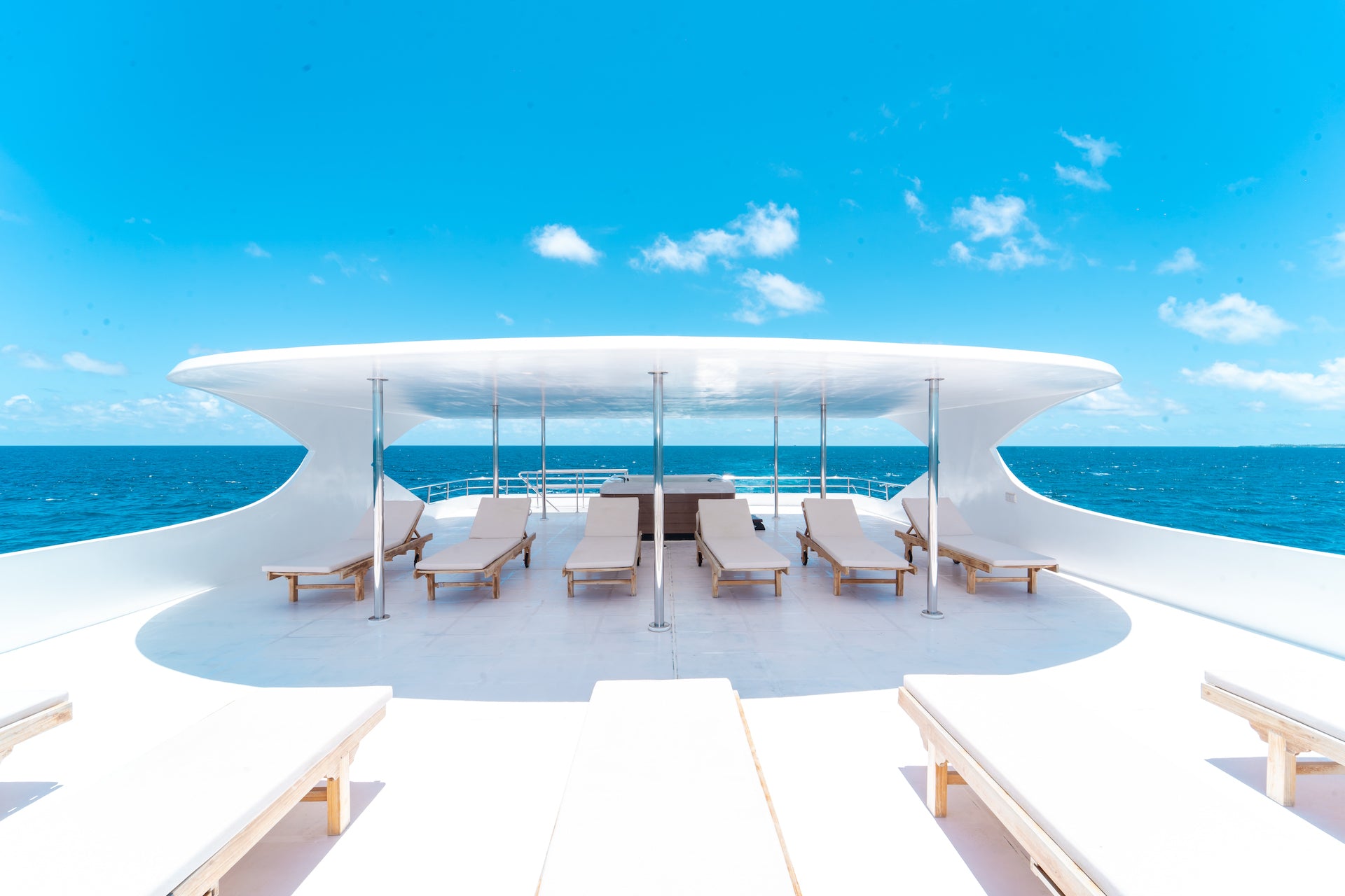 ODYSSEY, MALDIVES LEGEND