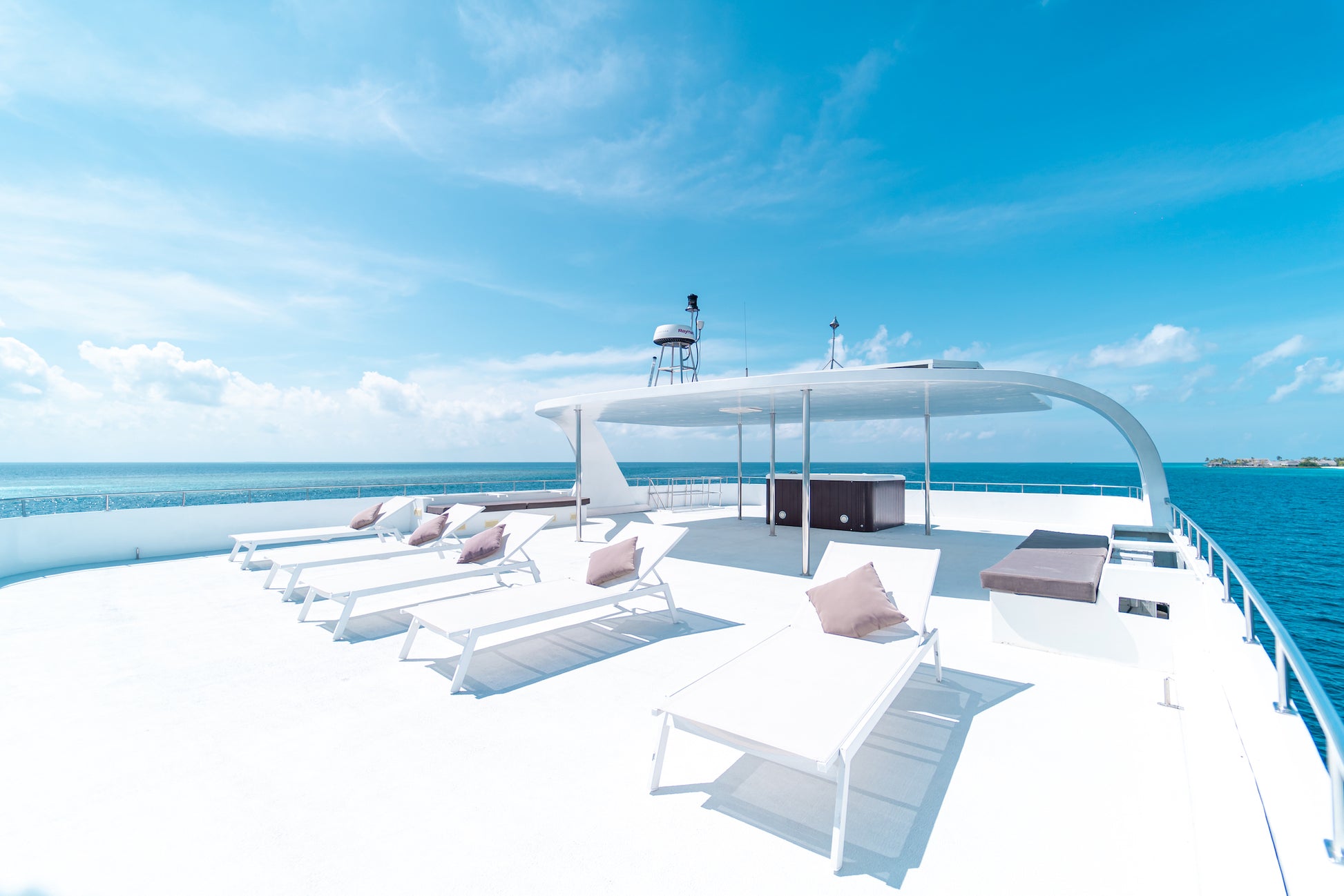 SEA PLEASURE, MALDIVES LEGEND